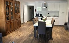 Magnifique T4 avec terrasse à Saint-Nectaire - 8 pers